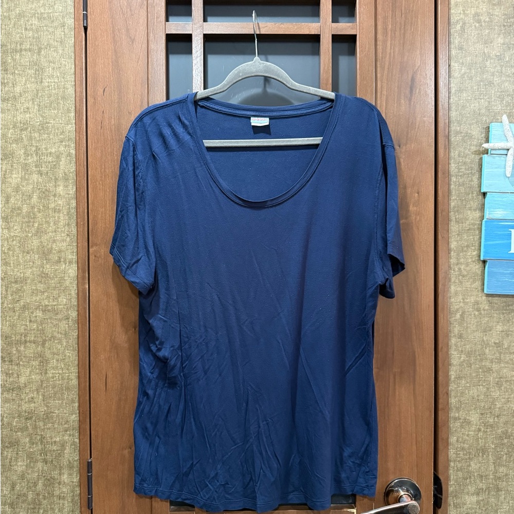 EUC Ripskirt Hawaii Simple Tee XXL
